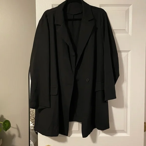 Blazer - Picture 1 of 1